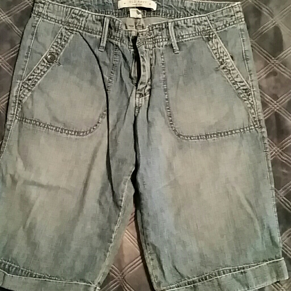 Bermuda jean shorts