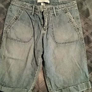 Bermuda jean shorts