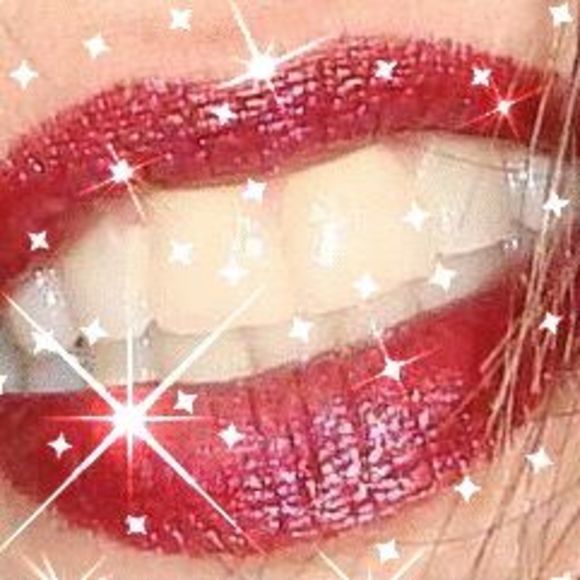 Meet your Posher, Pamela - Picture 2 of 4