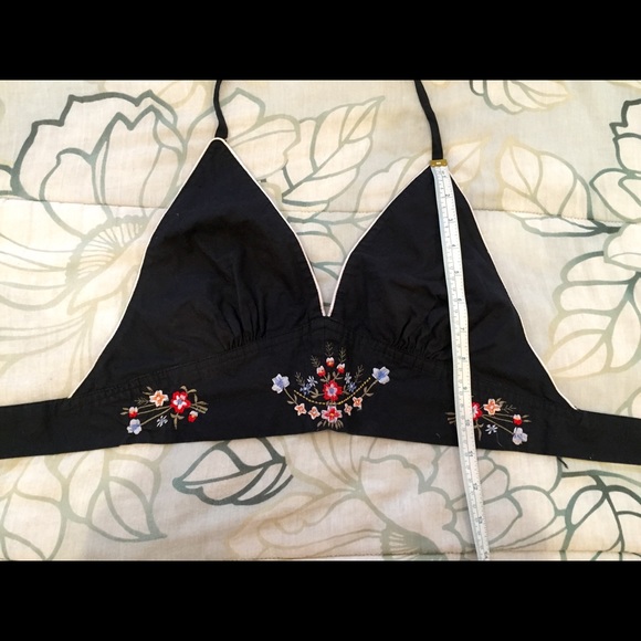 Bohemian Passport Crop Top - Picture 6 of 8