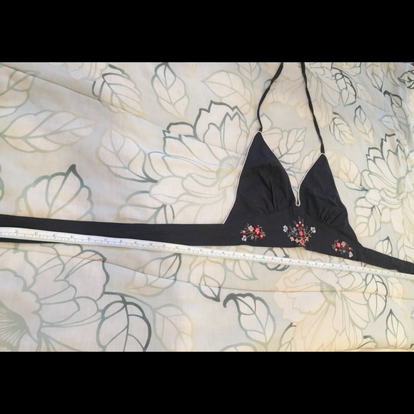 Bohemian Passport Crop Top - Picture 7 of 8