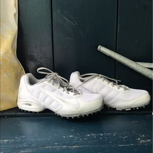 Turf shoes