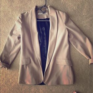 Nordstrom tan blazer! 3/4 length sleeves