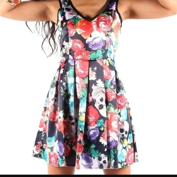 Hot topic floral skull dress Size M - Picture 3 of 4
