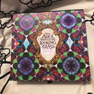 Urban Decay Alice Through the Looking Glass