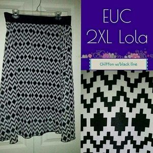 EUC LuLaRoe 2XL Lola skirt  (Cross Posted)