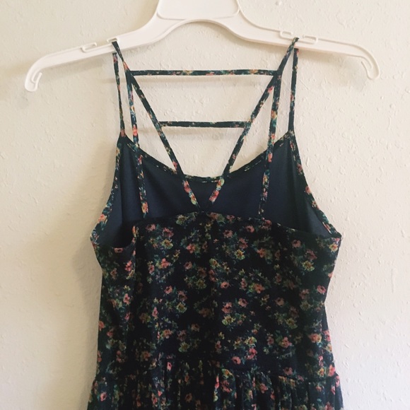Xhilaration floral strappy dress size M - Picture 1 of 3