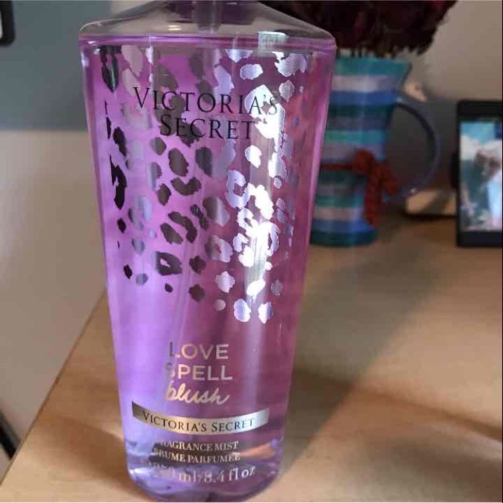 Love spell body spray