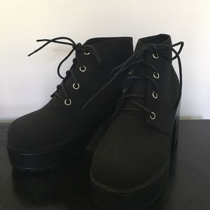 High black fabric boots