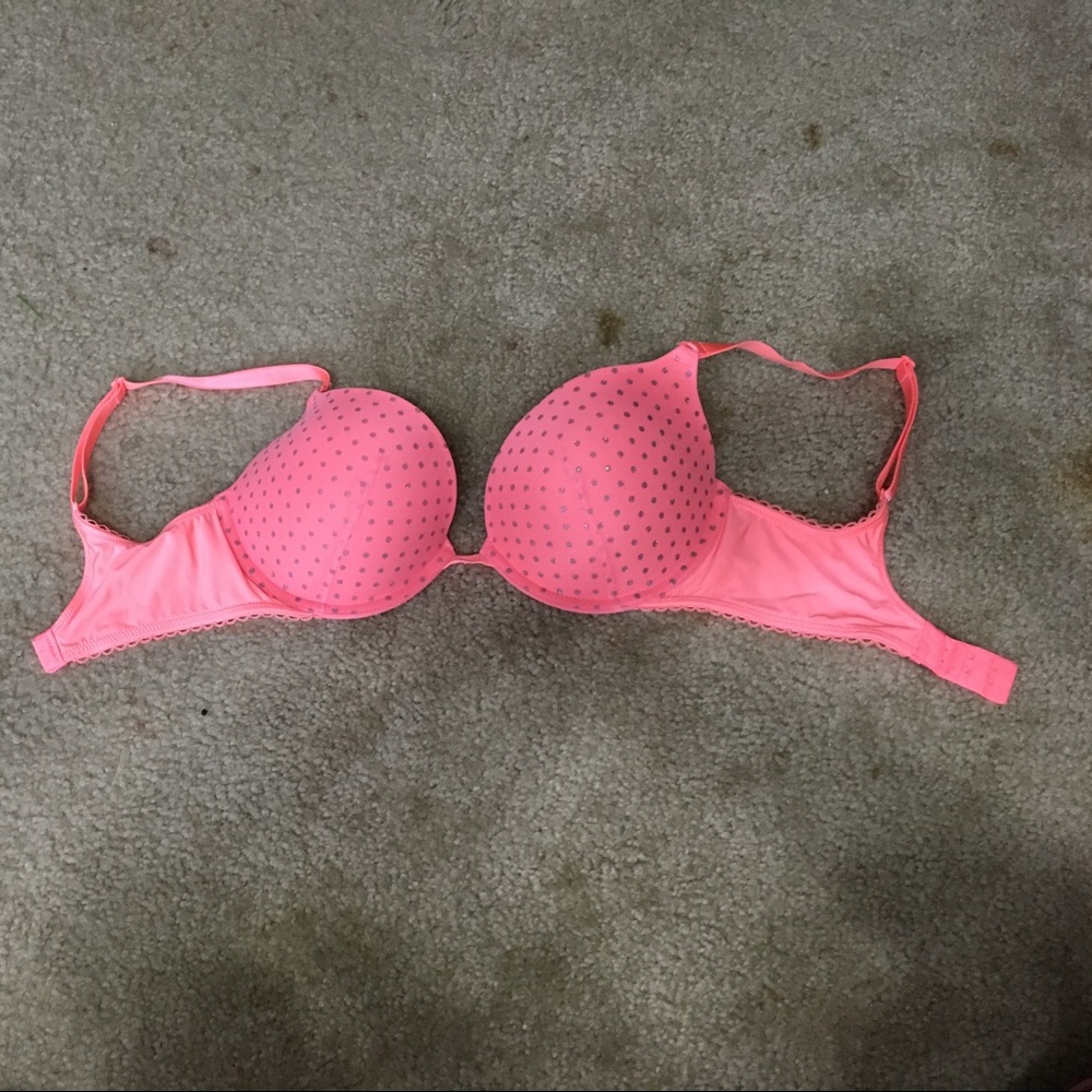 Victoria's secret bra!