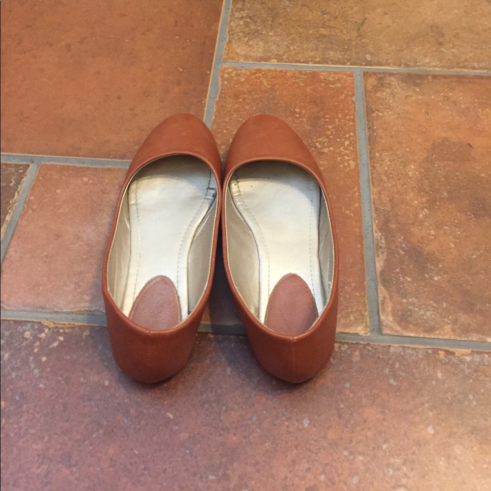 Flats - Picture 4 of 4