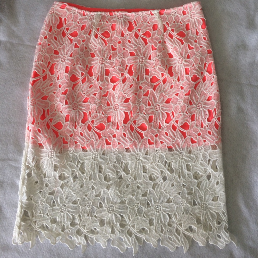 New Cream Crochet Mini Skirt Coral Umgee - Picture 2 of 5