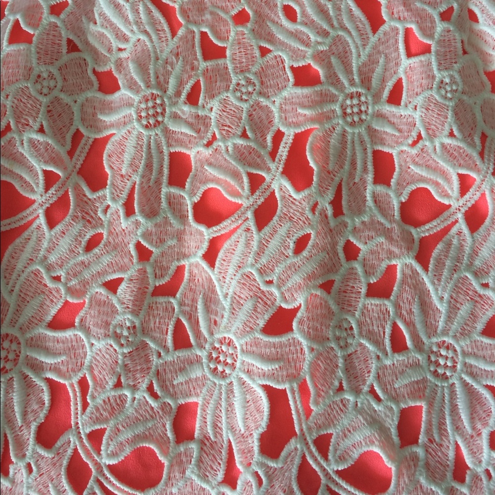 New Cream Crochet Mini Skirt Coral Umgee - Picture 3 of 5