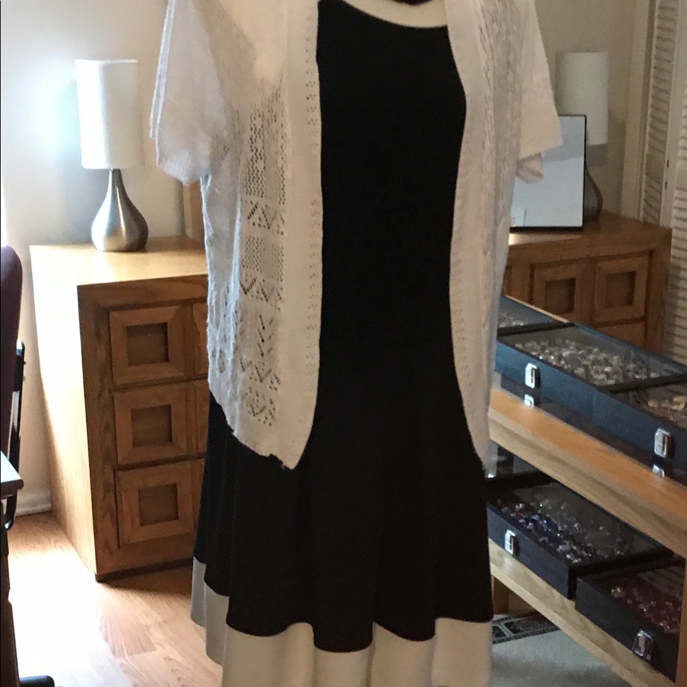 Versatile Monochrome Outfit Jacket Inc