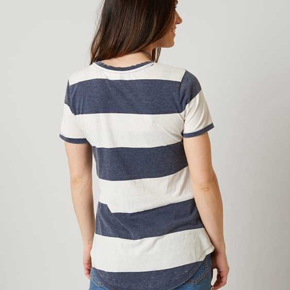 🎉SALE🎉White Crow Blue & Cream Striped Top - Picture 2 of 7