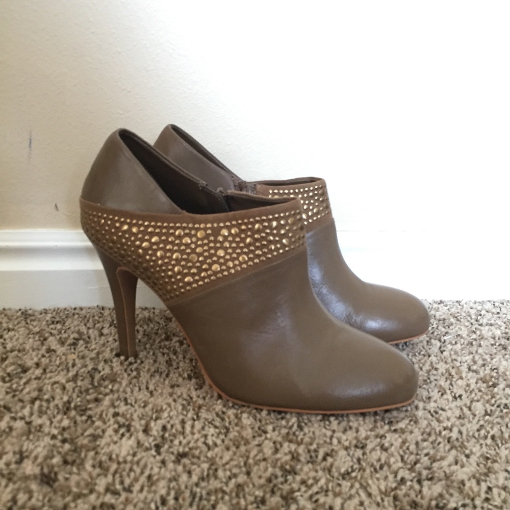 A.B.S. by Allen Schwartz Trickie Bootie- Taupe - Picture 2 of 4