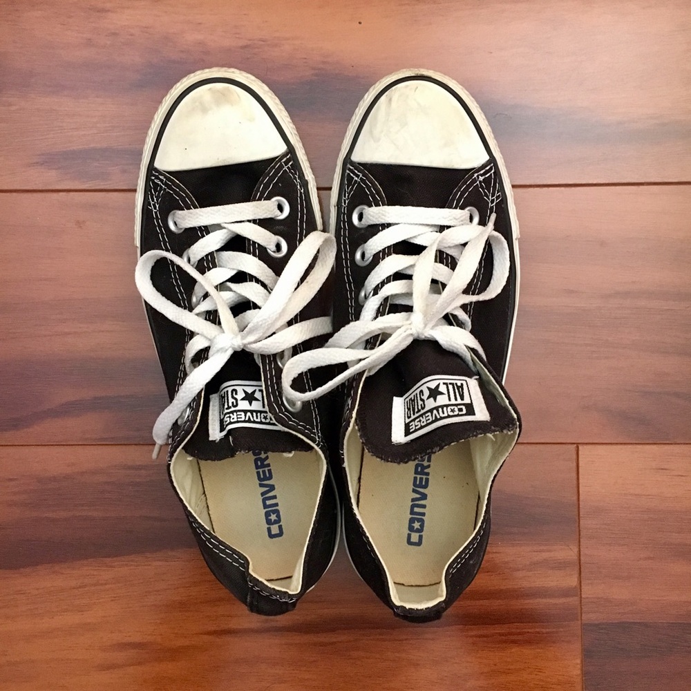 ❣️Converse Low Cuts❣️