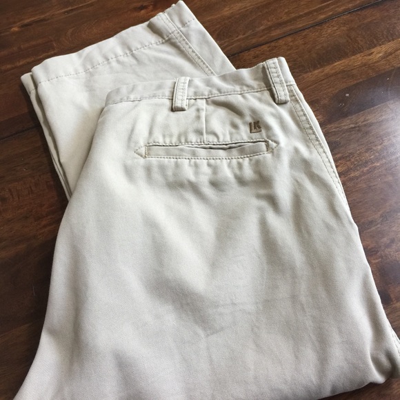 haggar men's lk life khaki relaxed straight fit flat front