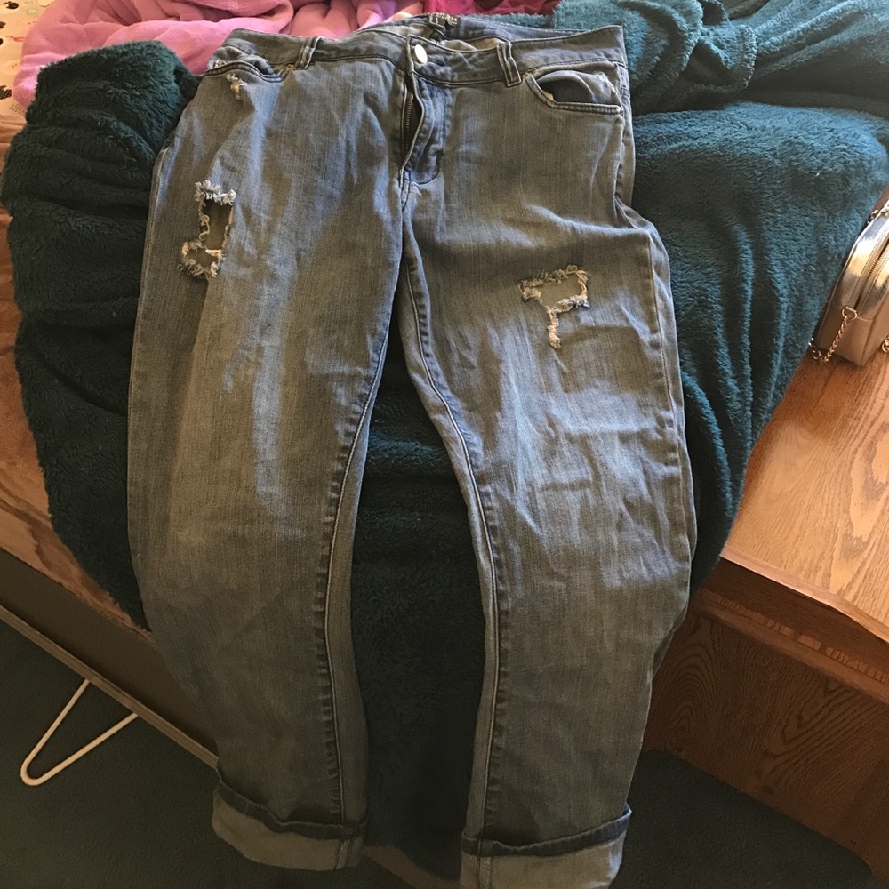 Forever 21 ripped jeans