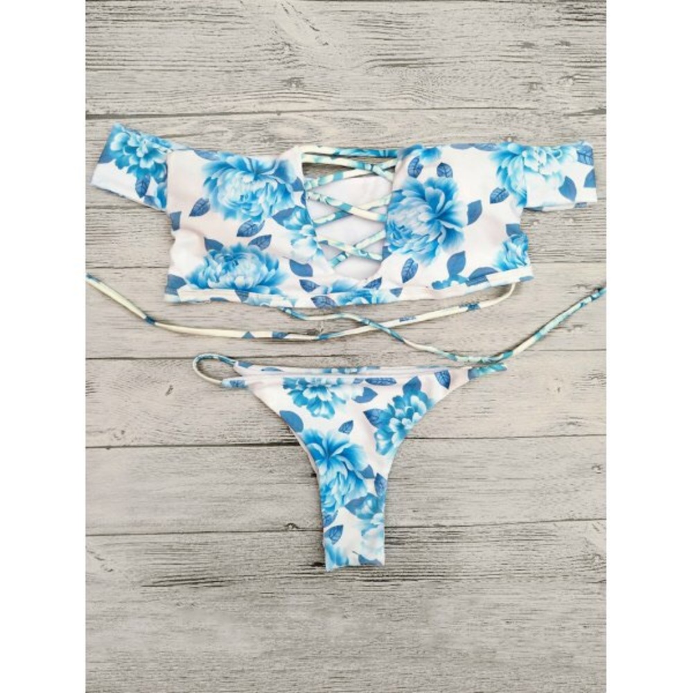•SOLD• Blue white Floral Off the Shoulder Bikini•
