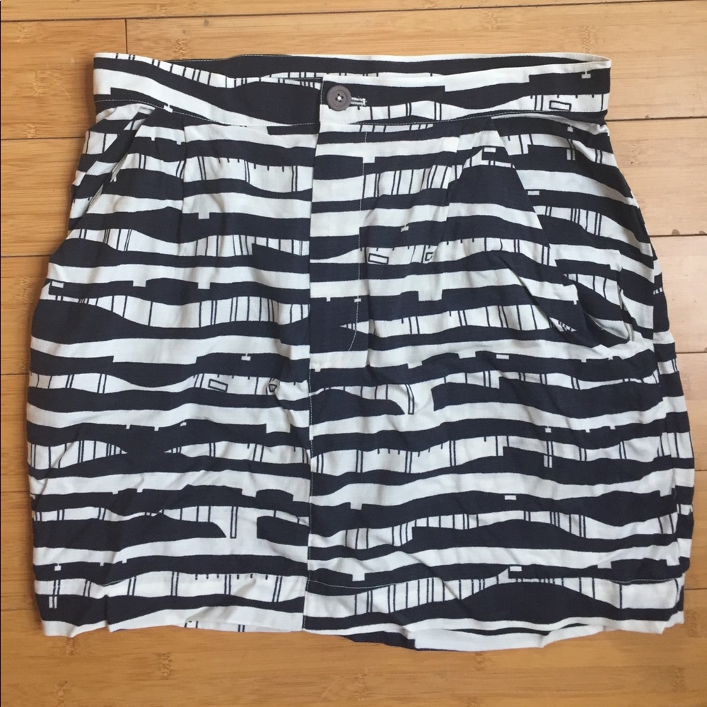 Mociun Linen skirt with pockets