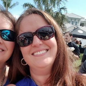 Meet your Posher, Reina