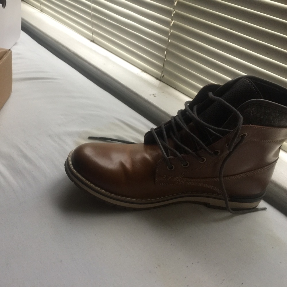Shoes - Picture 2 of 2