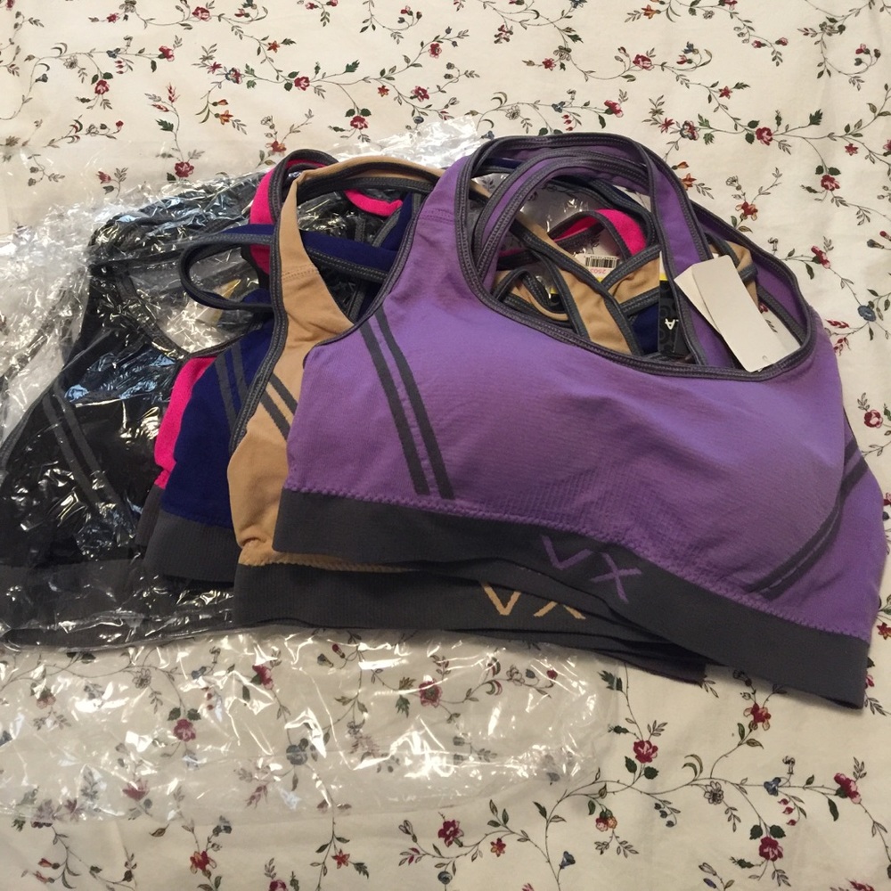 NWT Viola sport bra