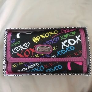 BRAND NEW WALLET