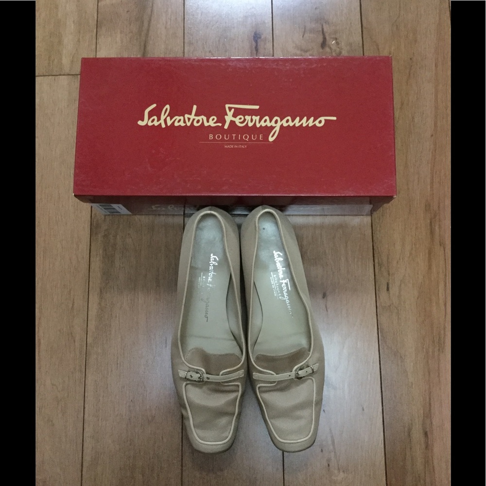 Authentic Salvatore Ferragamo Loafers - size 6.5