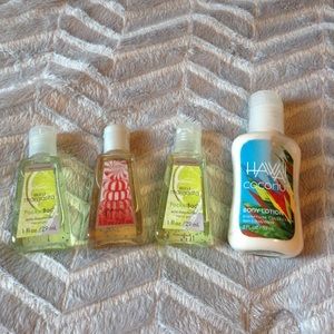 Bath & Body Works Free with any purchase 💕