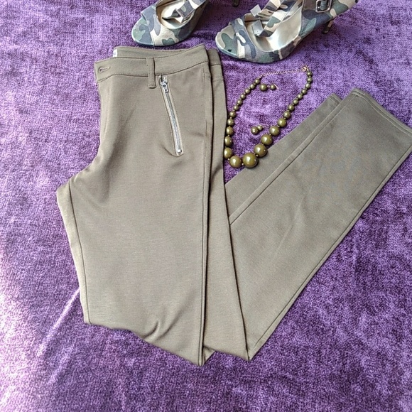 Stretch Pants - Picture 3 of 3