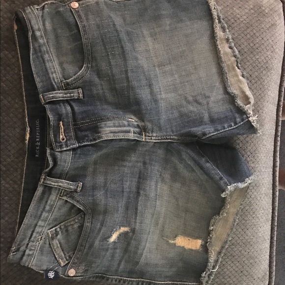 Shorts - Picture 1 of 1