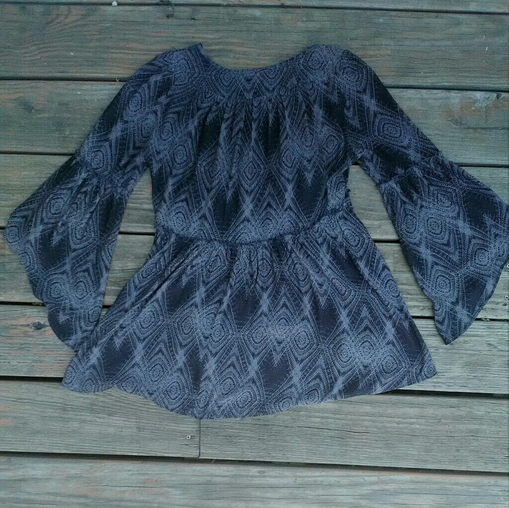 Free People Flowy Bell-Sleeved Boho Top - Picture 4 of 4