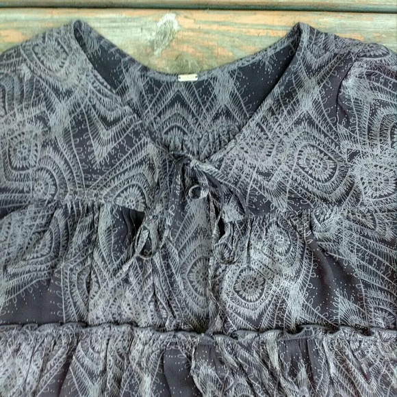 Free People Flowy Bell-Sleeved Boho Top - Picture 3 of 4