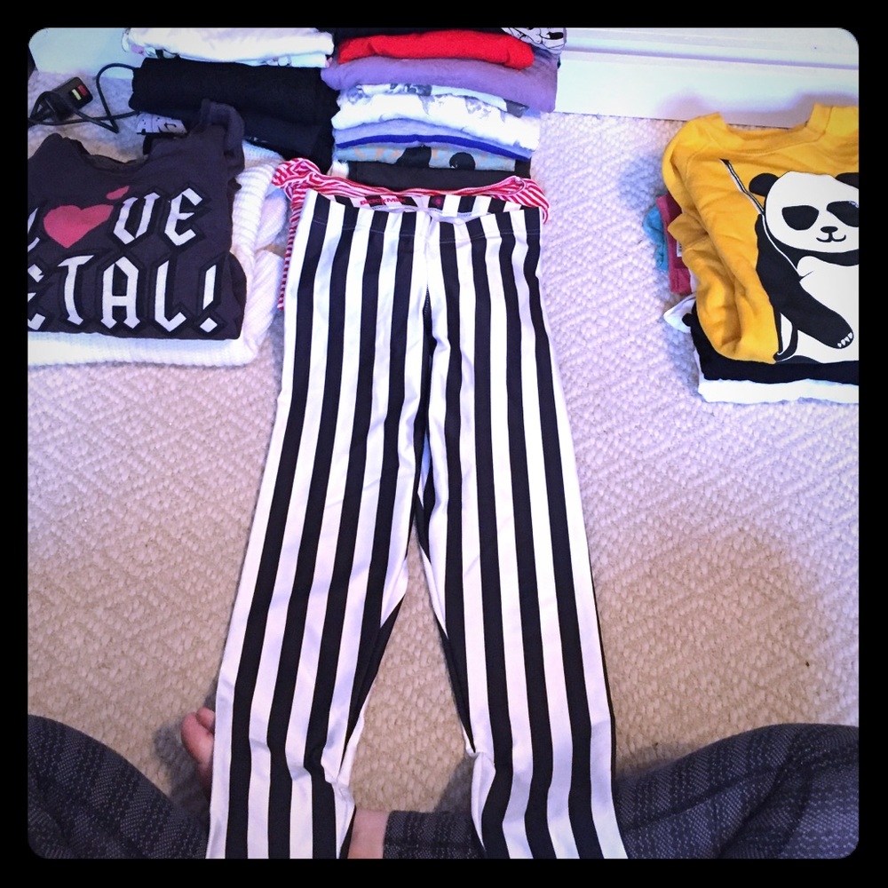 Blackmilk beetlejuice leggings!