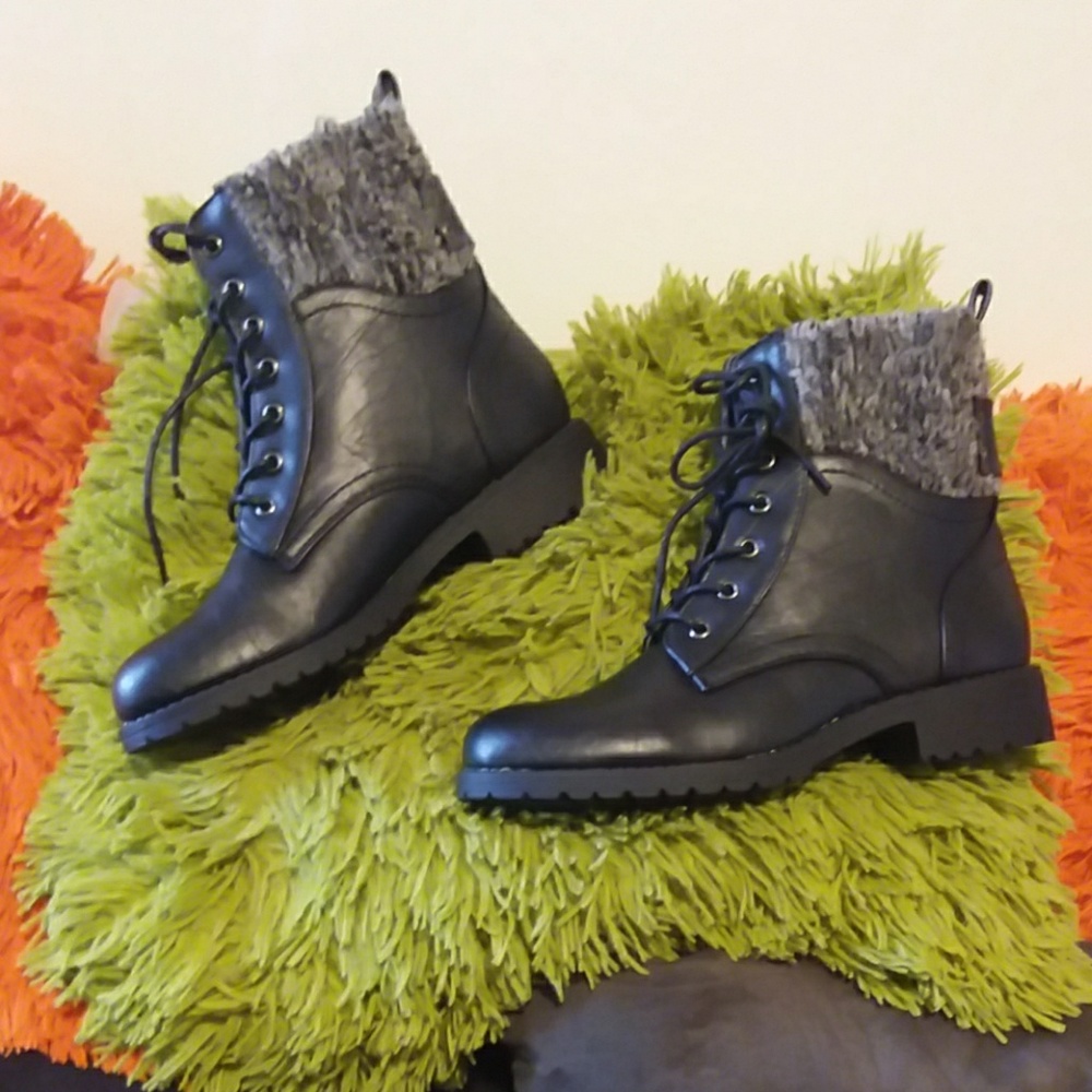 ADORABLE JOSEFINA BOOT ALL MANMADE MATERIAL - Picture 2 of 7