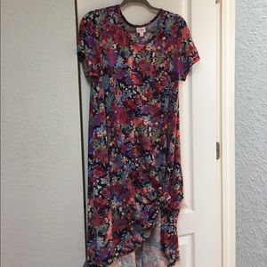 Lularoe floral Carly med
