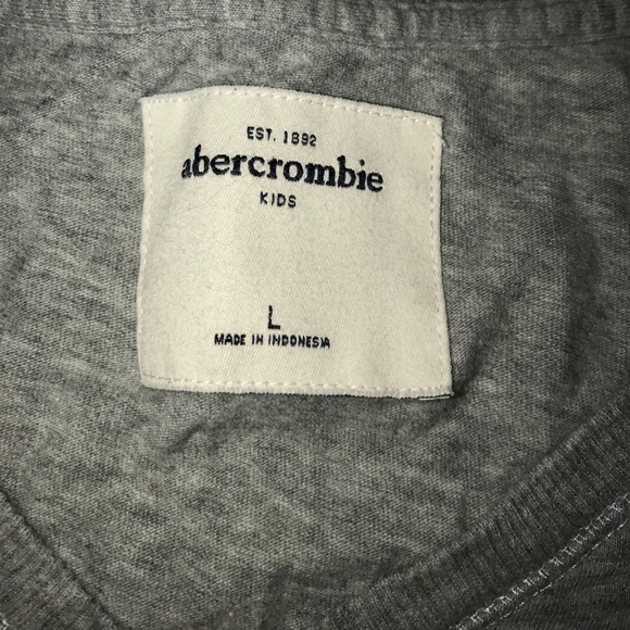 Abercrombie kids long sleeve t shirt - Picture 2 of 2