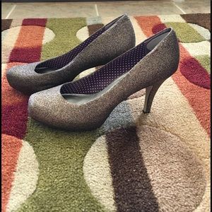 Silver/multi glitter heels