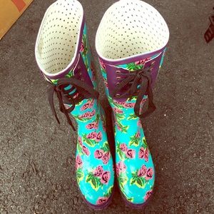 Rain boots