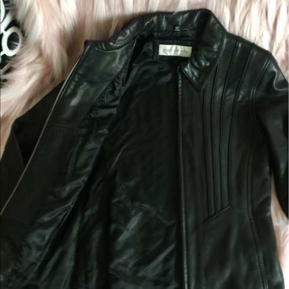 Jones New York Leather Jacket - Picture 3 of 5