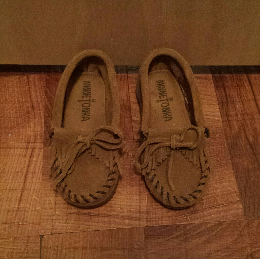 Minnetonka Moccasin Kilty child