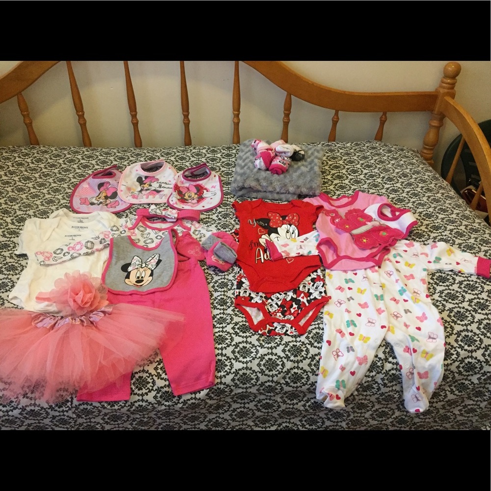 BRAND NEW NEVER WORN BABY GIRL CLOTHES