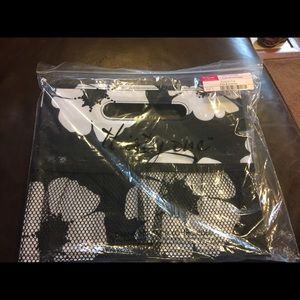 Thirty-one Fold N' File in White Poppy