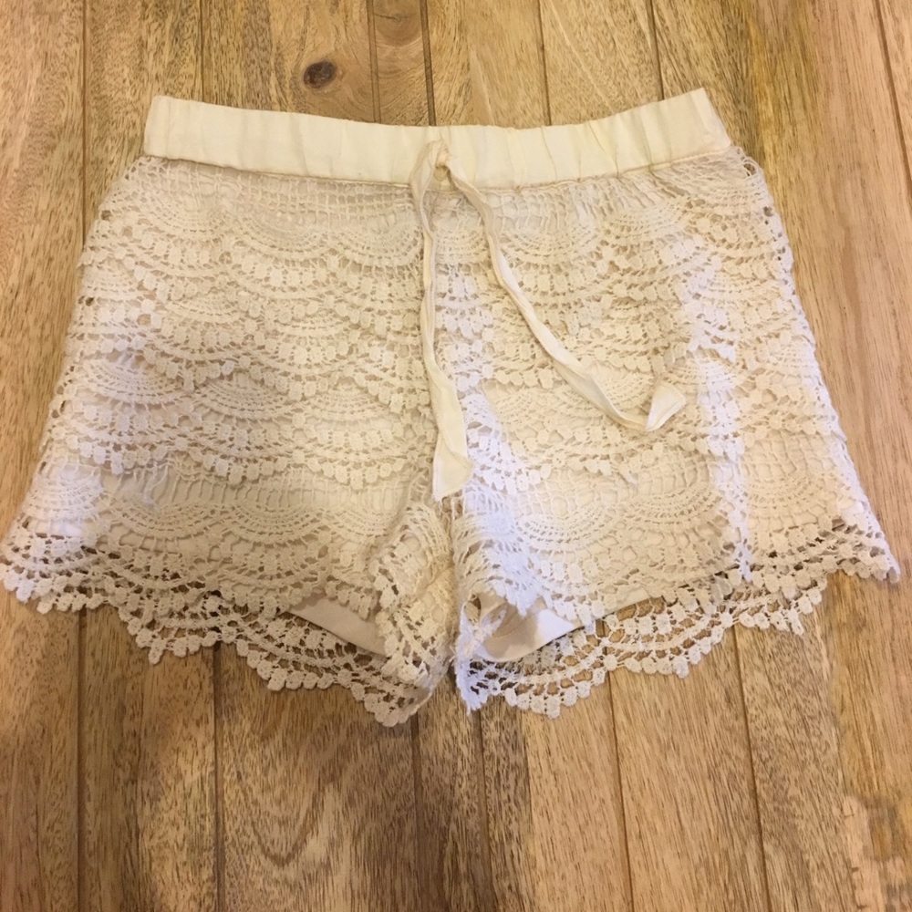 Cream crochet lace shorts