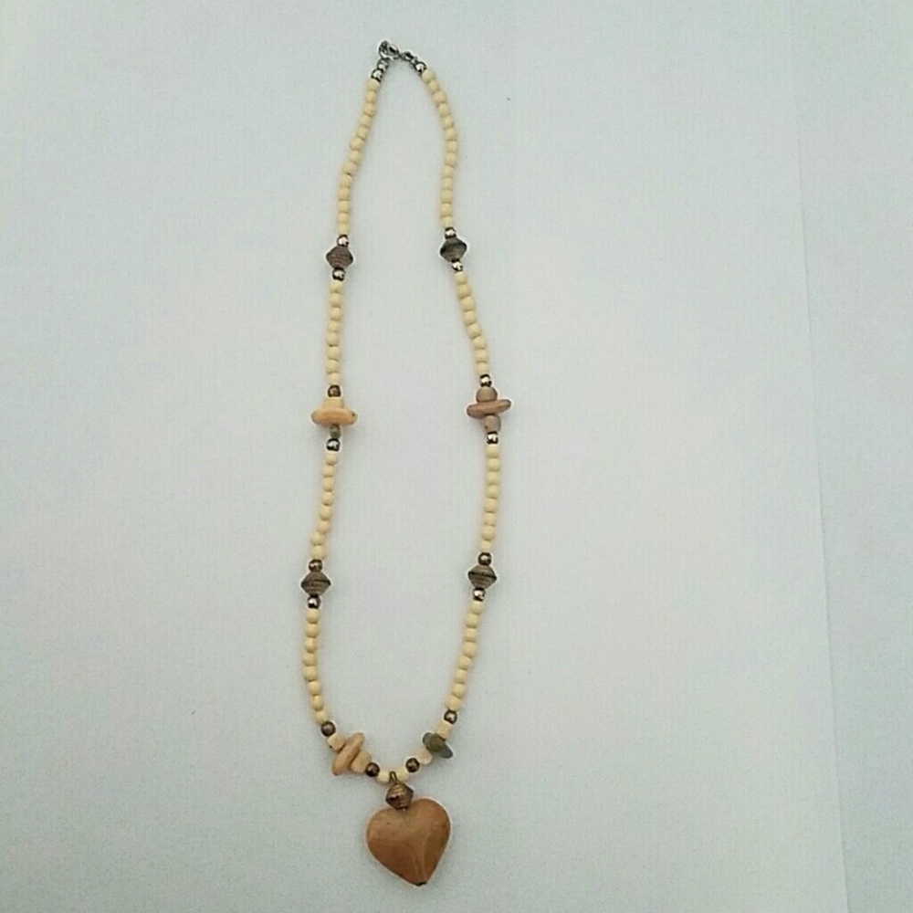 Beachy Cream Stone Heart Necklace