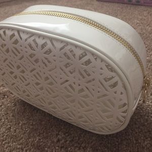 New Tory Burch cosmetic bag