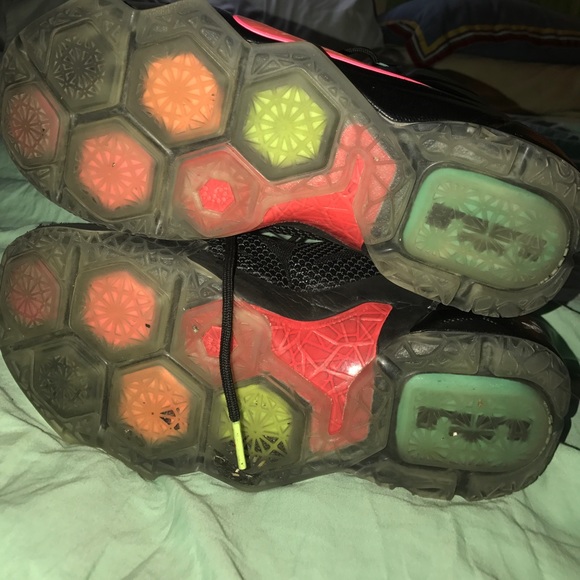 Nike Lebron 12 black,turquoise,orange(used once) - Picture 5 of 5