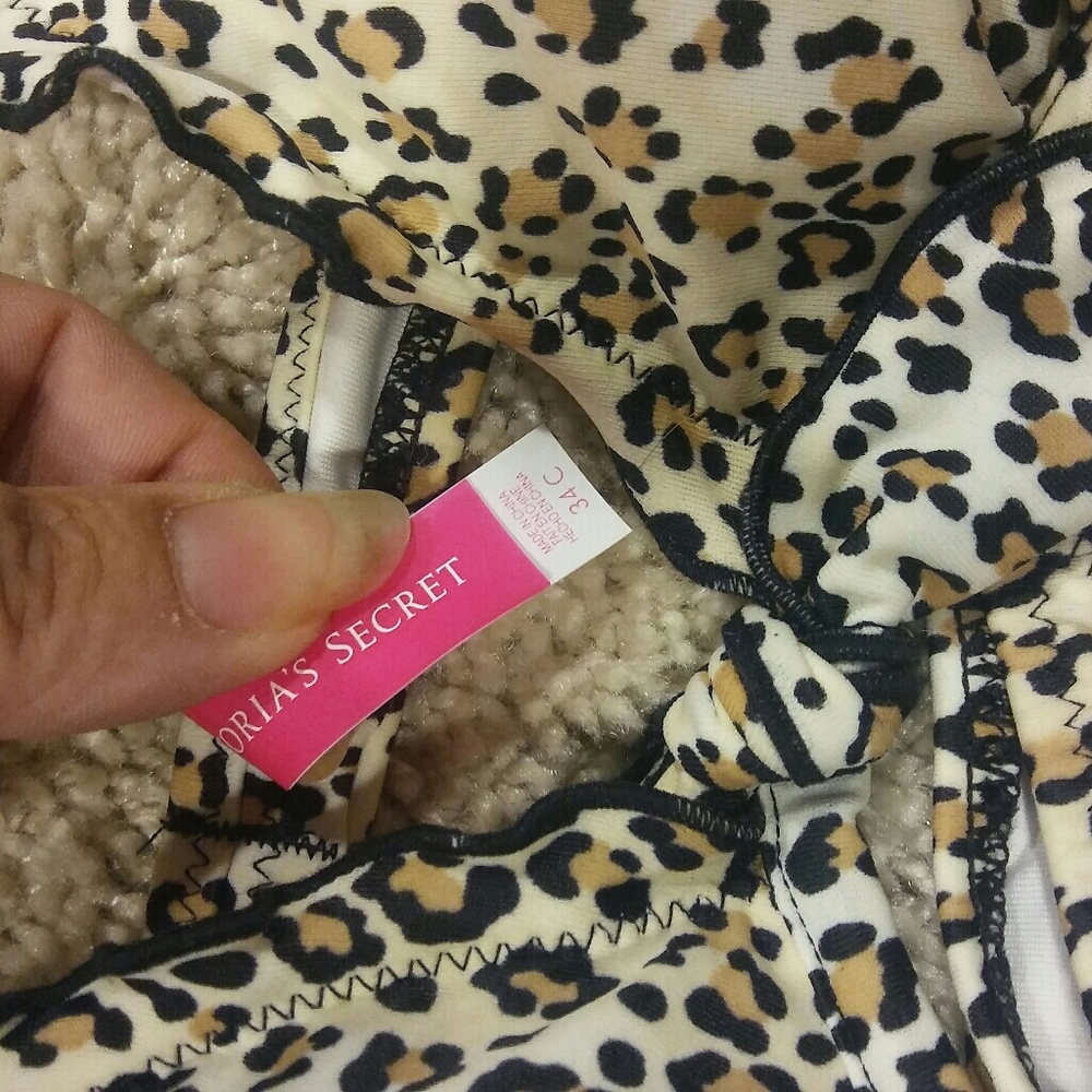 Victoria's Secret leopard/cheetah print bikini - Picture 8 of 8